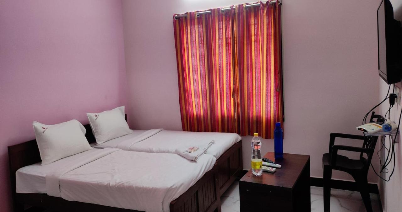 Pph Living Lakshmi Palace Tallākulam Eksteriør billede